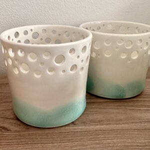 Pot à crayon Porcelaine "Nuage de trous" - Turquoise